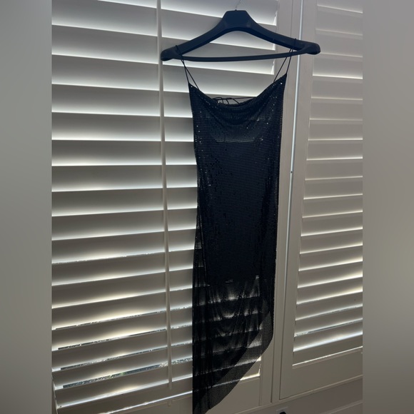 Alice & Olivia Harmony Chainmail Asymmetric Black Dress - Picture 6 of 7